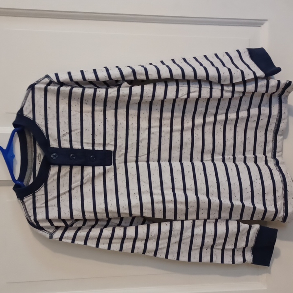 Long sleeve henley